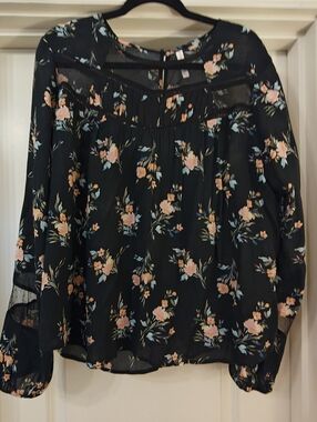 Black Floral Long-Sleeve Peasant Blouse